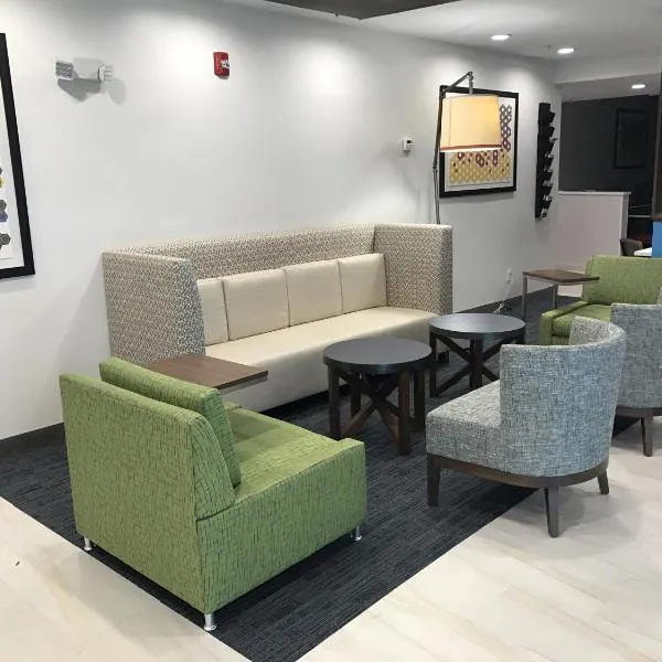 Holiday Inn Express - Naples South - I-75 by IHG, hotel v destinácii Neapol