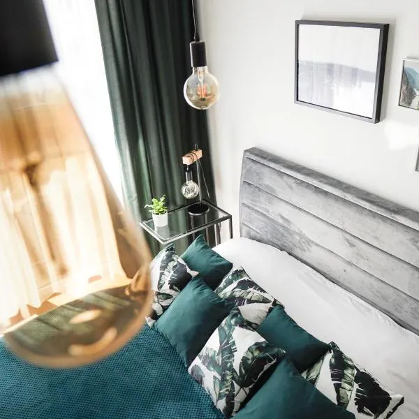 Vizzit Us Premium Apartments, hotel in Warsaw