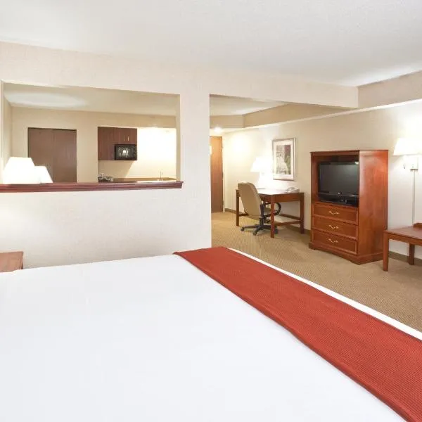 Holiday Inn Express Hotel & Suites Bowling Green by IHG, hotel in Bowling Green