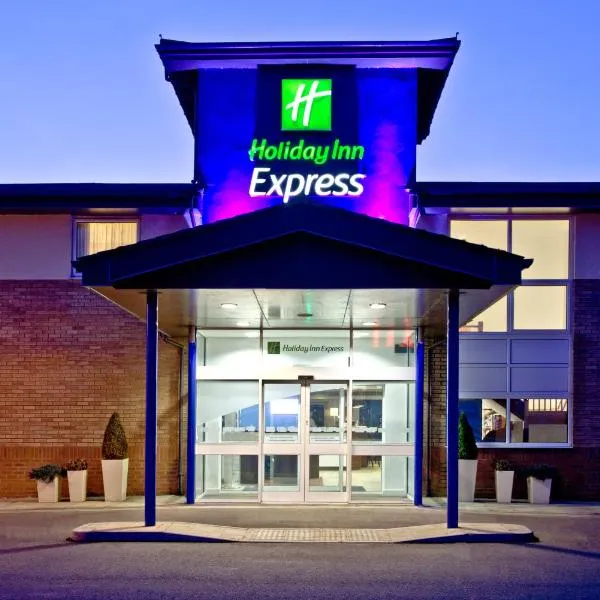 Holiday Inn Express Shrewsbury, an IHG Hotel, hotel en Wollaston