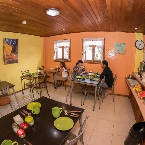 La Casa del Molino Blanco B&B, hotel v destinaci Baños