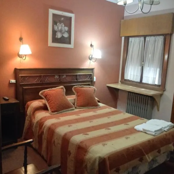 Hotel Alonso, viešbutis mieste Rio Galjegosas