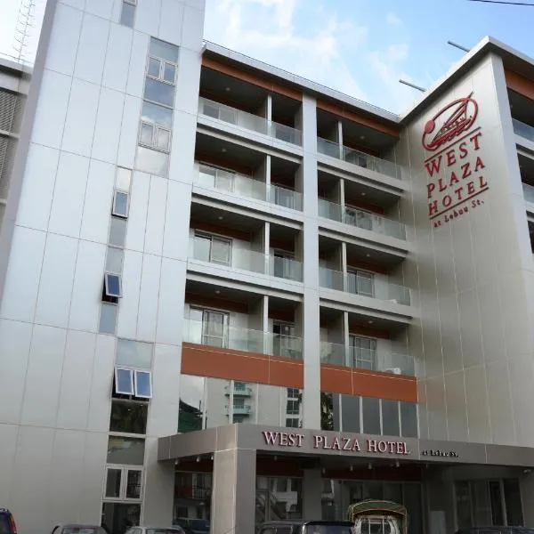 West Plaza Hotel at Lebuu Street, hotell sihtkohas Koror