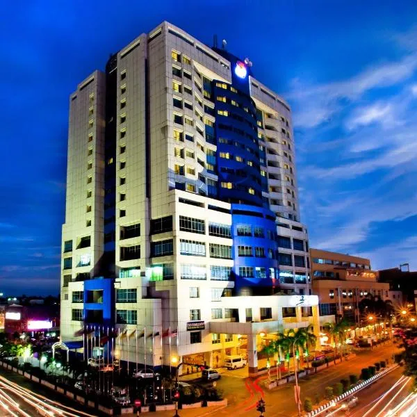 Mega Hotel, hotel em Miri