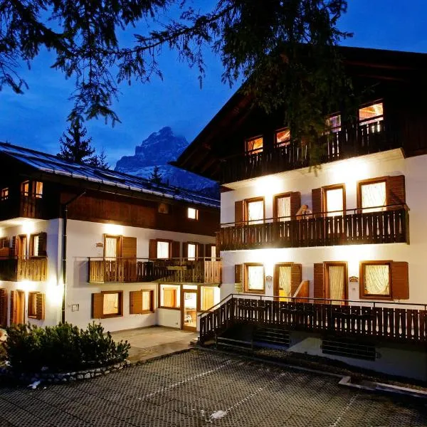 Residence Peniè, hotel v destinaci San Vito di Cadore