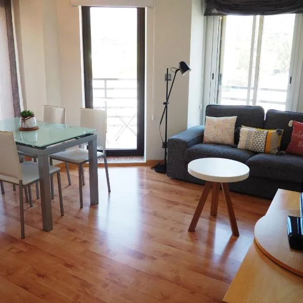 Apartamento Ainsa Pirineo, hotel v destinaci Aínsa