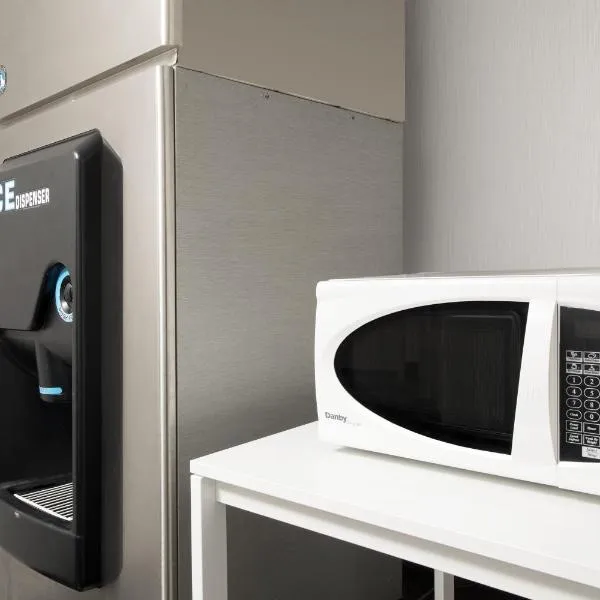 Holiday Inn Express Andover North - Lawrence by IHG, hotel in Lawrence