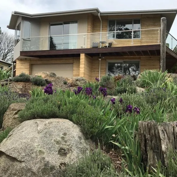 SIGNAL BOX Short Stay, hotel v destinaci Gembrook