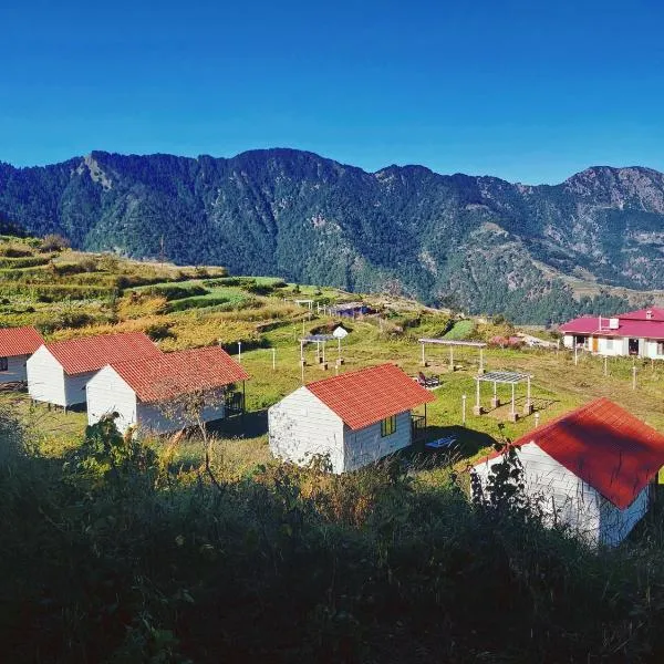 The Hillside Cottages, отель в городе Канатал