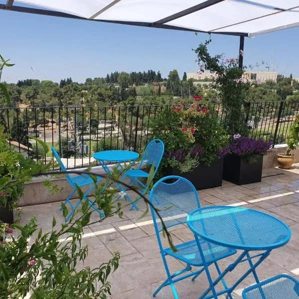 Biazi Hotel, מלון בקריית ענבים