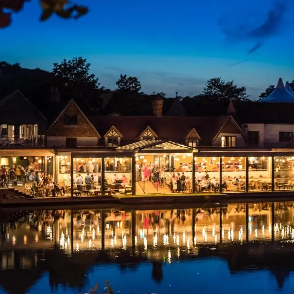 The Swan, Streatley, Berkshire, хотел в Streatley