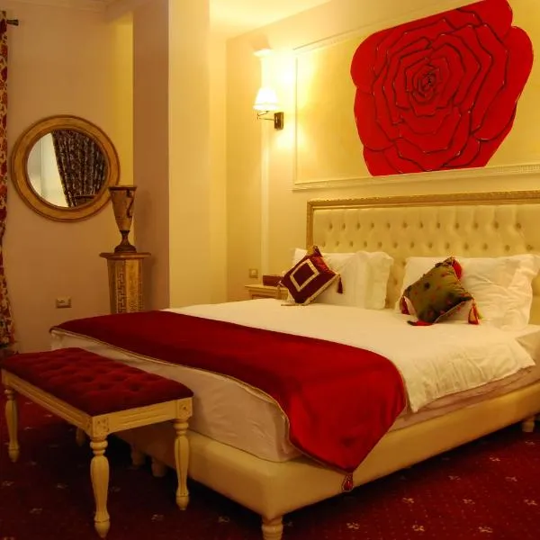 2 KITARRAT Boutique Hotel & SPA, hotel v destinaci Durrës