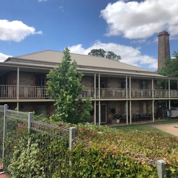 Clare Central, hotel in Farrell Flat