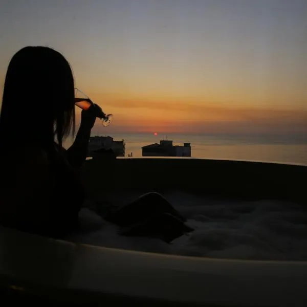 Sunrise Hotel, hotel en Joünié