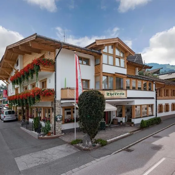 Hotel Theresia Garni, hotel in Sankt Johann in Tirol