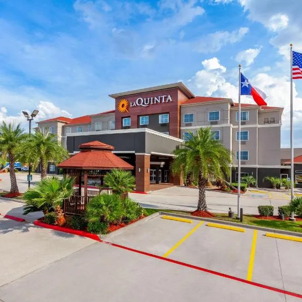 La Quinta by Wyndham Houston Channelview、Jacinto Cityのホテル