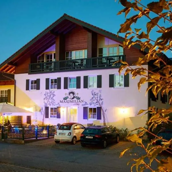 Hotel zum Maximilian, hotel en Heufeld