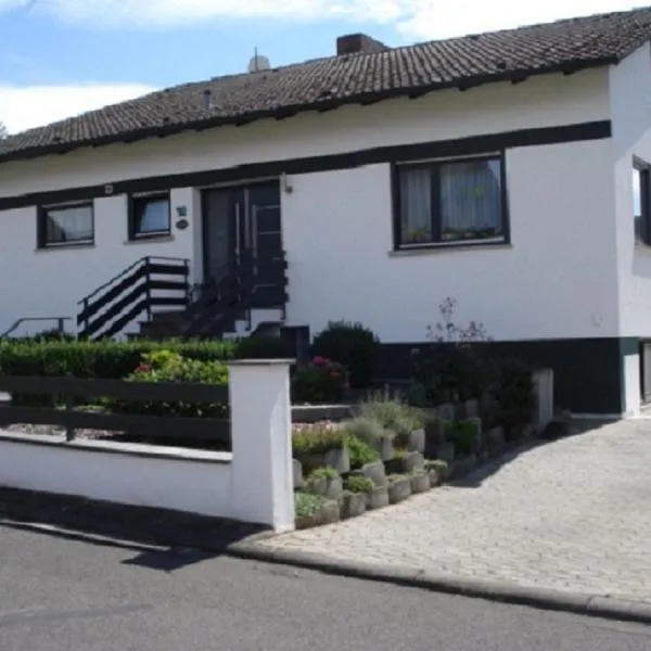 Ferienwohnung Tröppner, hotel in Sulzheim