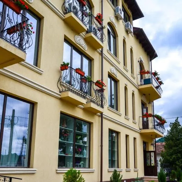 Hotel Coquette、Măneciuのホテル