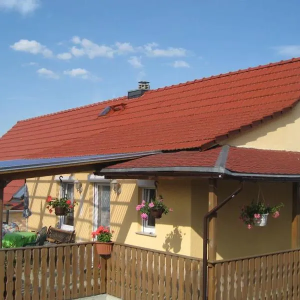 Ferienwohnung Drachenstein, hotel en Wutha-Farnroda