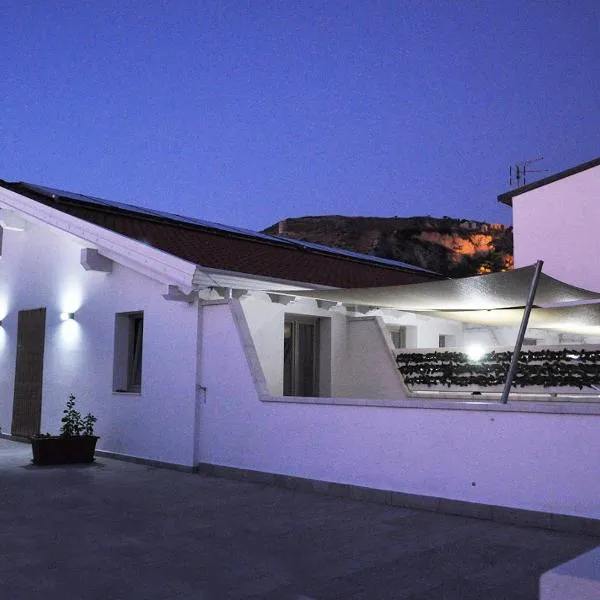 La Perla Amantea - Rooms & Apartaments – hotel w mieście Amantea