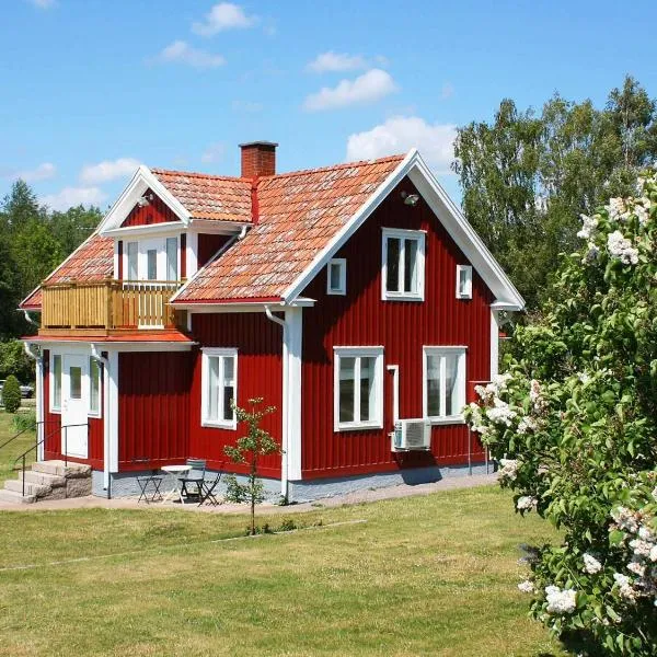 5 person holiday home in S DER KRA, hotell i Torsås