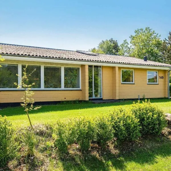 6 person holiday home in Farsø-By Traum, hotell sihtkohas Farsø