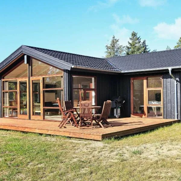 6 person holiday home in Skagen-By Traum, hotel in Starholm