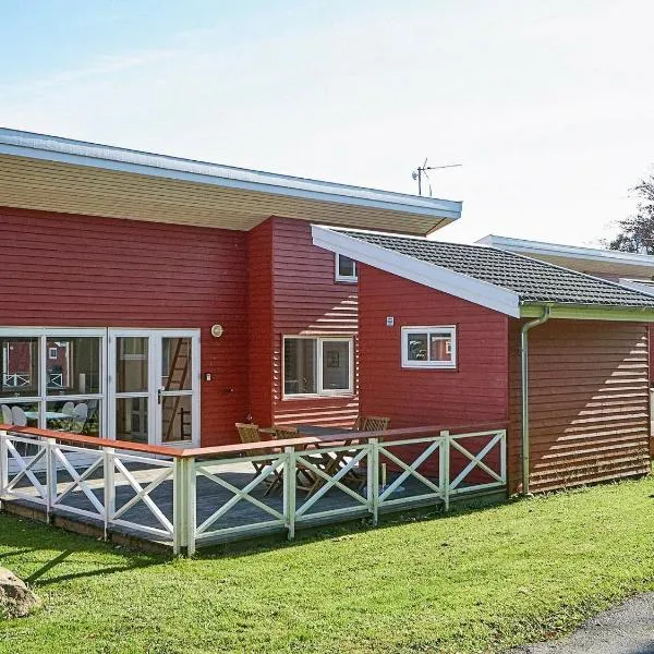 6 person holiday home in Gudhjem-By Traum, hotel v destinaci Gudhjem