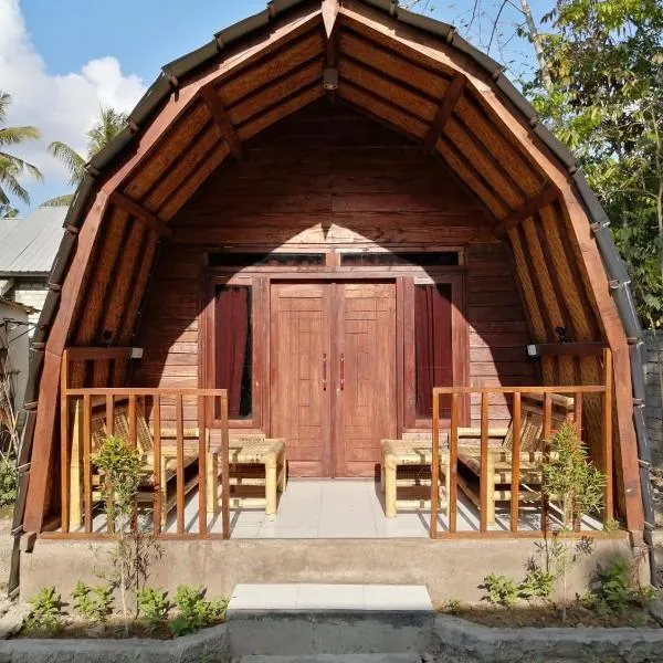Bale Hostel, hotel in Kuta Lombok