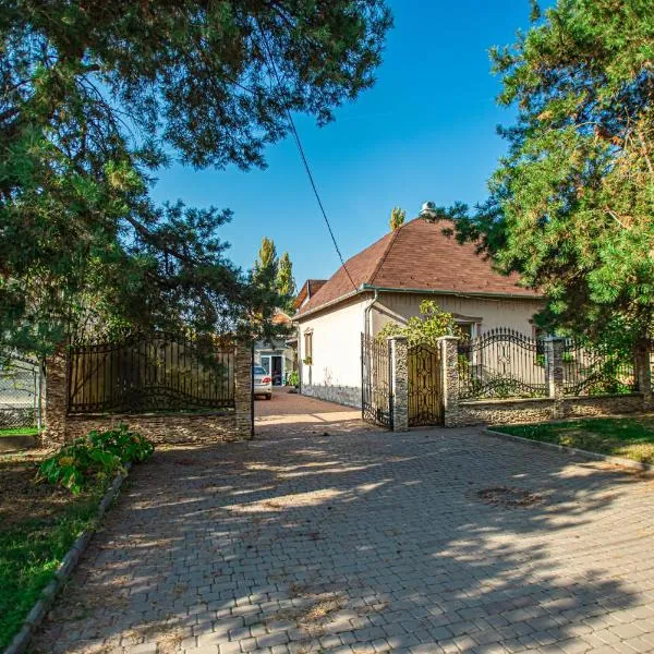 Lizak, hotel v destinaci Běrehovo