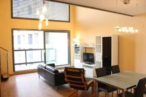 Ohmyloft Valencia, hotel v destinácii Burjasot