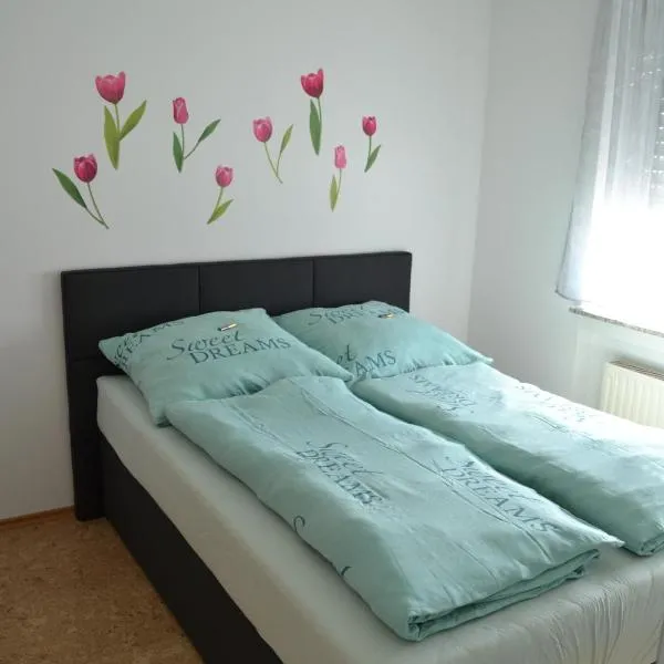 Fewo I Schloßborn, hotel em Glashütten