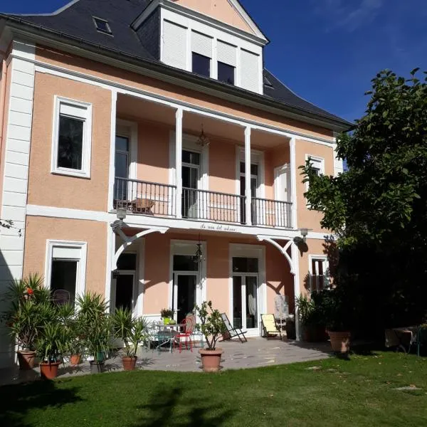 Chambres Rue De Lorry, hotel in Mérilheu