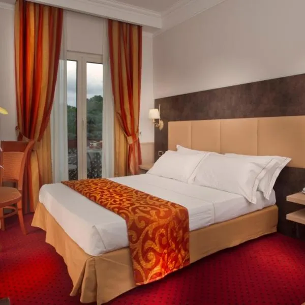 Pinewood Hotel Rome, hotel en Roma