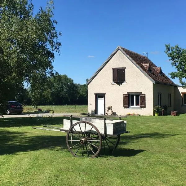 Domaine des cossères, מלון בSaint-Denis-de-Jouhet