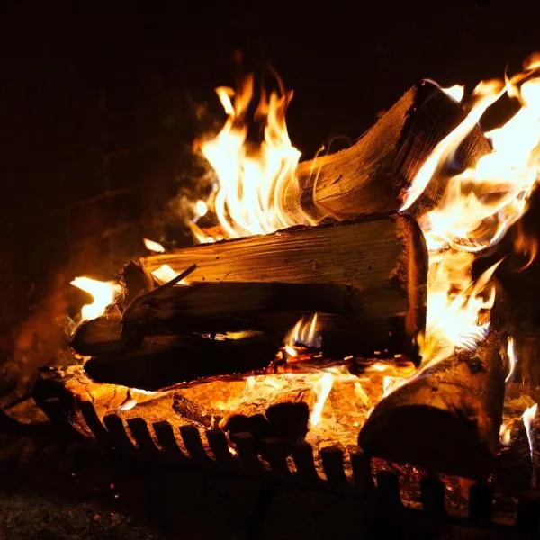 Casas Rurales Acebuche en Valle del Ambroz, hotel v destinaci Casas del Monte