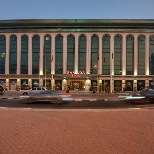 Ramada Plaza by Wyndham Dubai Deira, hotel v Dubaji