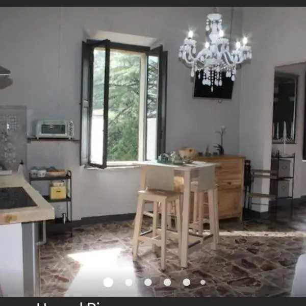 La casetta sul Piazzone, hotel v destinaci Castelnuovo di Val di Cecina