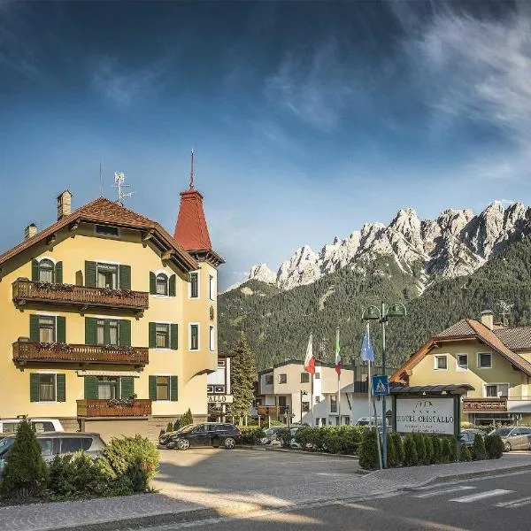 Hotel Cristallo, hotel in Dobbiaco