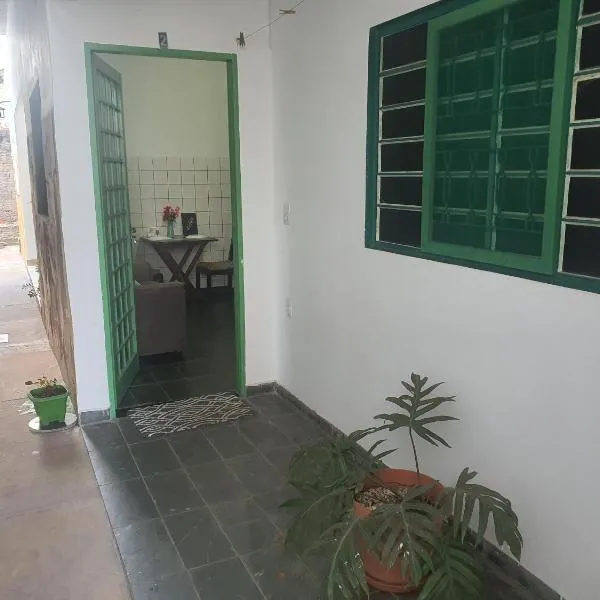 suite 02 - privativa, aconchegante e independente, hotel em Cuiabá