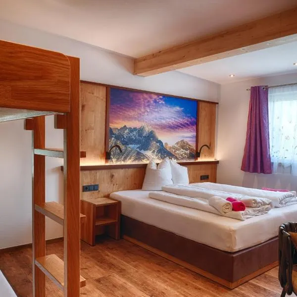 Ferienpension Bierbaumer, hotel in Leogang