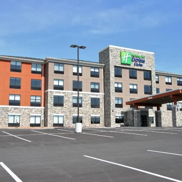 Holiday Inn Express & Suites Clarion, an IHG Hotel, hotel v destinaci Clarion