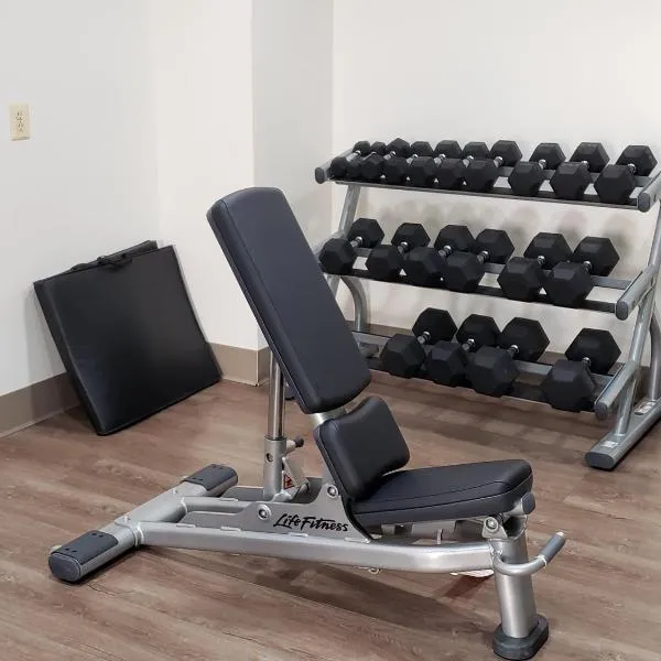 Holiday Inn Express Edgewood-Aberdeen-Bel Air, hotel in Edgewood