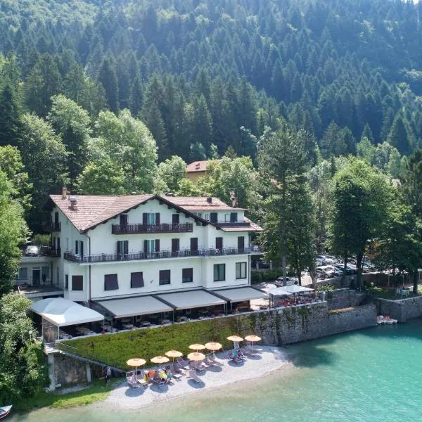 Lago Park Hotel, hotel em Molveno