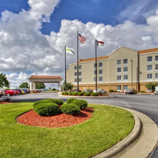 Holiday Inn Express Greenville, an IHG Hotel, хотел в Грийнвил