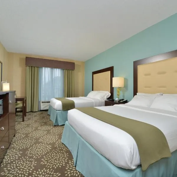 Holiday Inn Express & Suites Sylva / Dillsboro, an IHG Hotel, hotel v destinácii Tuckasegee