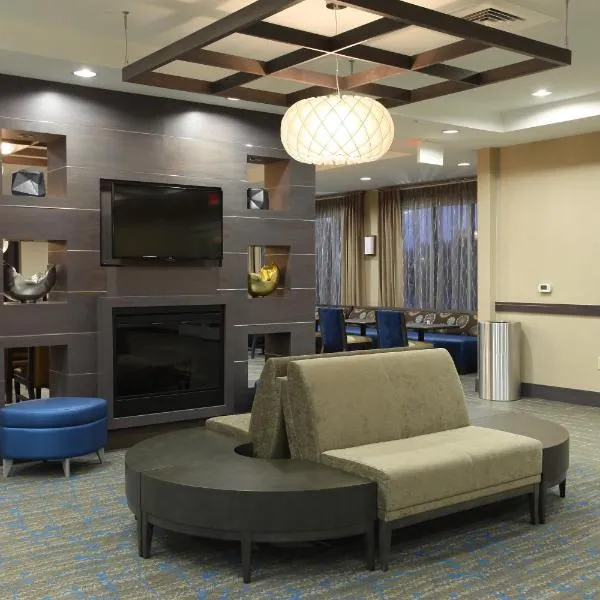 Holiday Inn Express Hotel & Suites Goldsboro - Base Area, an IHG Hotel, hotell i Goldsboro