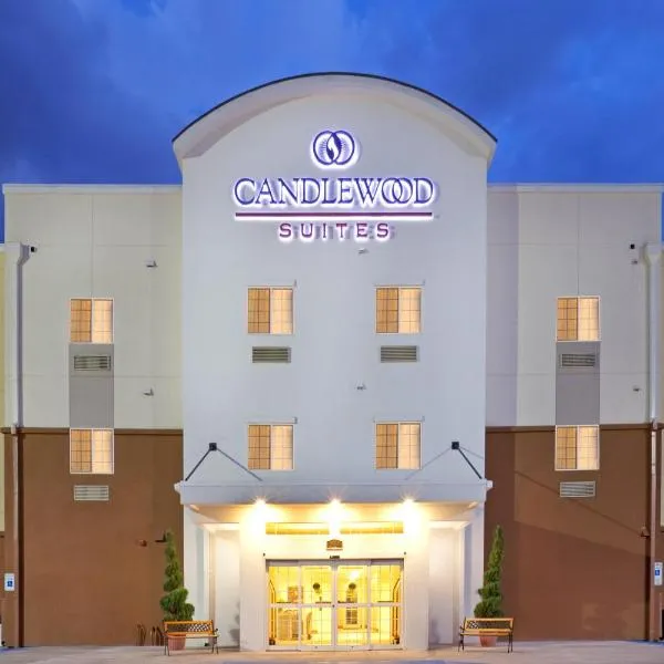 Candlewood Suites - El Dorado by IHG, hotel di El Dorado