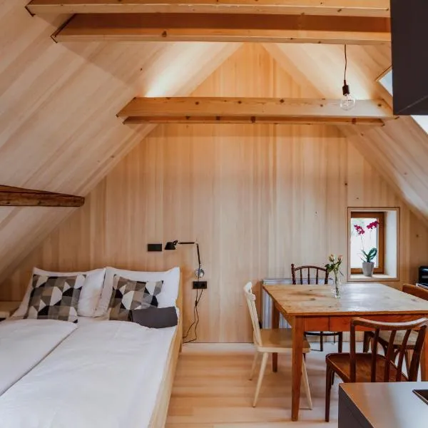 AUGUST Dachgeschosswohnung im jüdischen Viertel, hotel v destinaci Hohenems